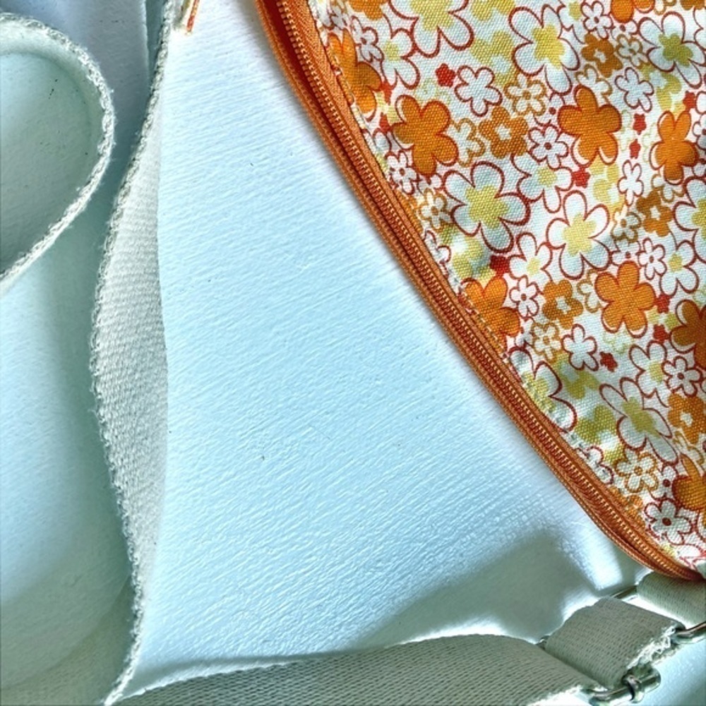 Fashion‎ Express Small Orange Retro Floral Crossbody Bag - Picture 5 of 15